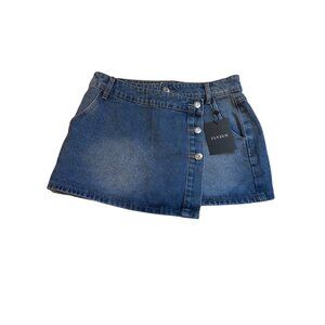 FLVSUN denim skirt in light indigo blue with an asymmetrical button size S NWT